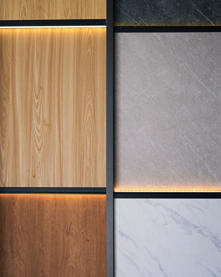 Sentuhan tekstur yang memperkaya interior. Dengan berbagai pilihan motif, KERTASIVE®️ memberikan (5)